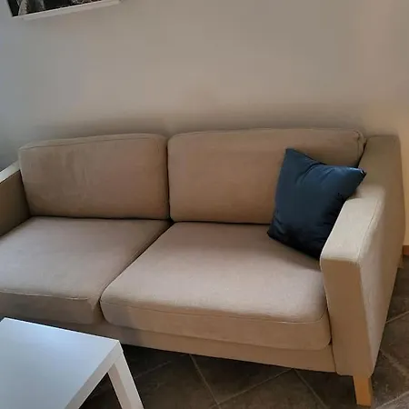 Flott Leilighet I Stille Og Rolig Omrade, Med Gratis Privat Parkering! Appartement *