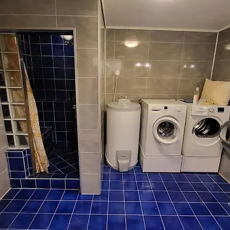 Leilighet Flott Leilighet I Stille Og Rolig Omrade, Med Gratis Privat Parkering! Stavanger